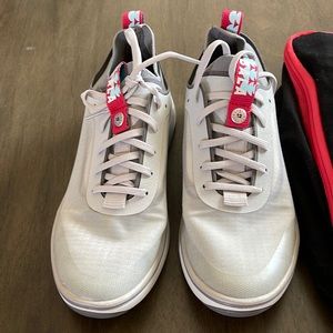 Bala shoes gray size 8 womens